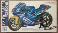 TAM14086 1/12 TECH 3 YAMAHA YZR500 2001