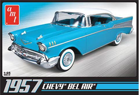 AMT638 1/25 1957 CHEVY BEL AIR