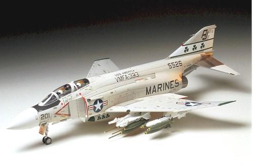 TAM60308 1/32 F-4J PHANTOM II MARINES
