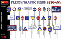 MIN35645 1/35 FRENCH TRAFFIC SIGNS 1930-40'S