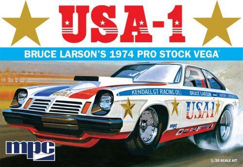 MPC828 1/25 USA-1 BRUCE LARSON'S 1974 PRO STOCK VEGA