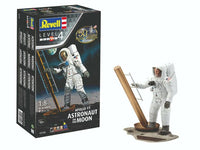REV03702 1/8 APOLLO 11 ASTRONAUT ON THE MOON