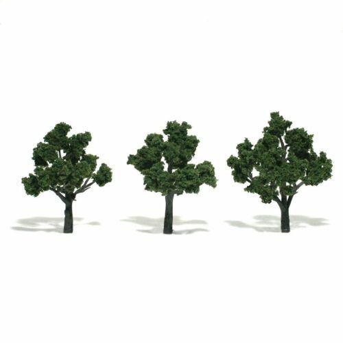 WSTR1507 REALISTIC TREES MEDIUM GREEN 7.62cm - 10.1cm
