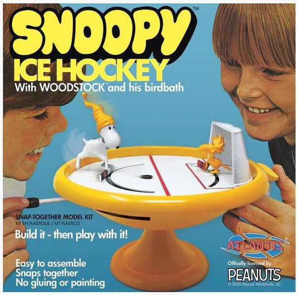 ATLM5696 SNOOPY ICE HOCKEY GAME